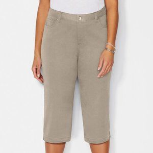 Catherines Sateen Capri Comfort Waist Khakis - NEW w/tags - 32W